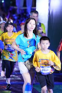 BIB: 340, 3964
                            <button type="button" onclick="openModal(26255444)" class="btn btn-primary btn-sm float-right btn-popup" data-toggle="modal" data-target=".modal-high-quality">
                        <i class="fas fa-shopping-cart"></i> Add to Cart
                    </button>
                                            <button type="button" onclick="isThisMe(26255444, true)" class="btn btn-success btn-sm float-right btn-popup btn-isme hidden" data-toggle="tooltip" data-placement="bottom" title="นี่คือรูปของคุณใช่ไหม คลิกที่นี่เพื่อเอาเข้าอัลบั้ม">
                        <i class="fas fa-plus"></i> Add to album
                    </button>
                    <button type="button" onclick="isThisMe(26255444, false)" class="btn btn-warning btn-sm float-right btn-popup btn-isnotme hidden">
                        <i class="fas fa-ban"></i> Remove from album
                    </button>